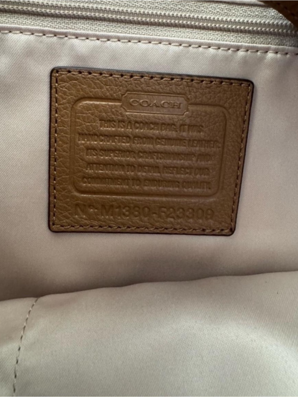 Authentic COACH Large Avery Hobo Bag - Picture 6 of 9